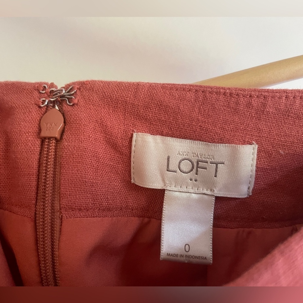 LOFT Linen Blend Sailor Button Skirt | Coral | Size 0 - Picture 7 of 7